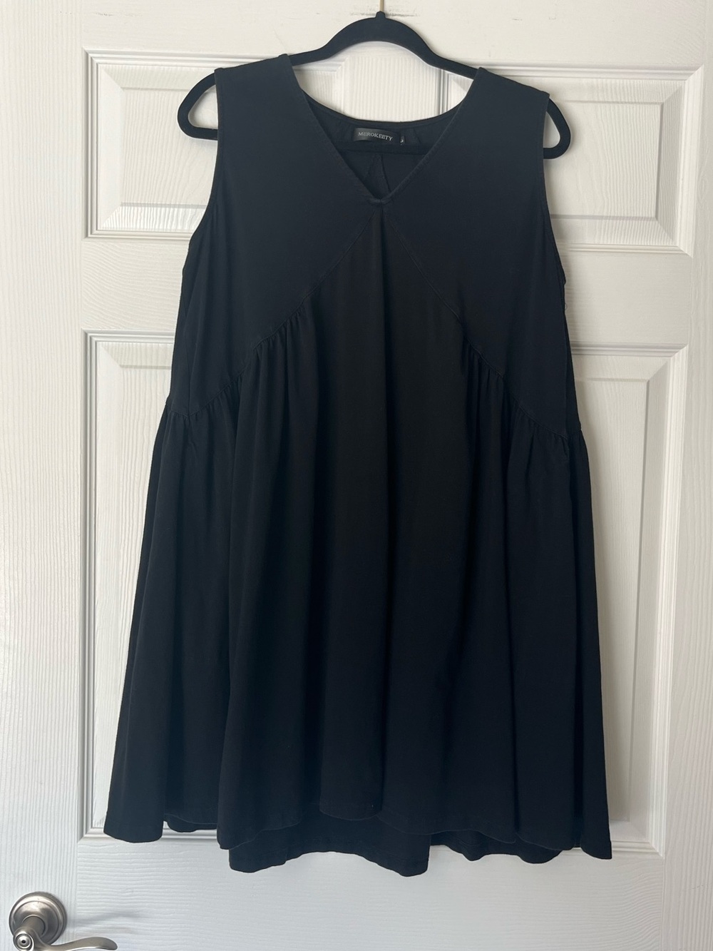 Merokeety Sleeveless V-Neck Dress